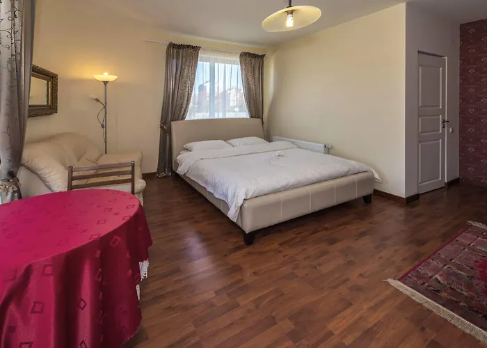 Baltas Namas Pensjonat 3*