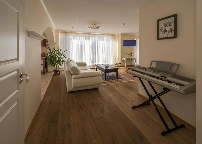 Baltas Namas Pensjonat 3*